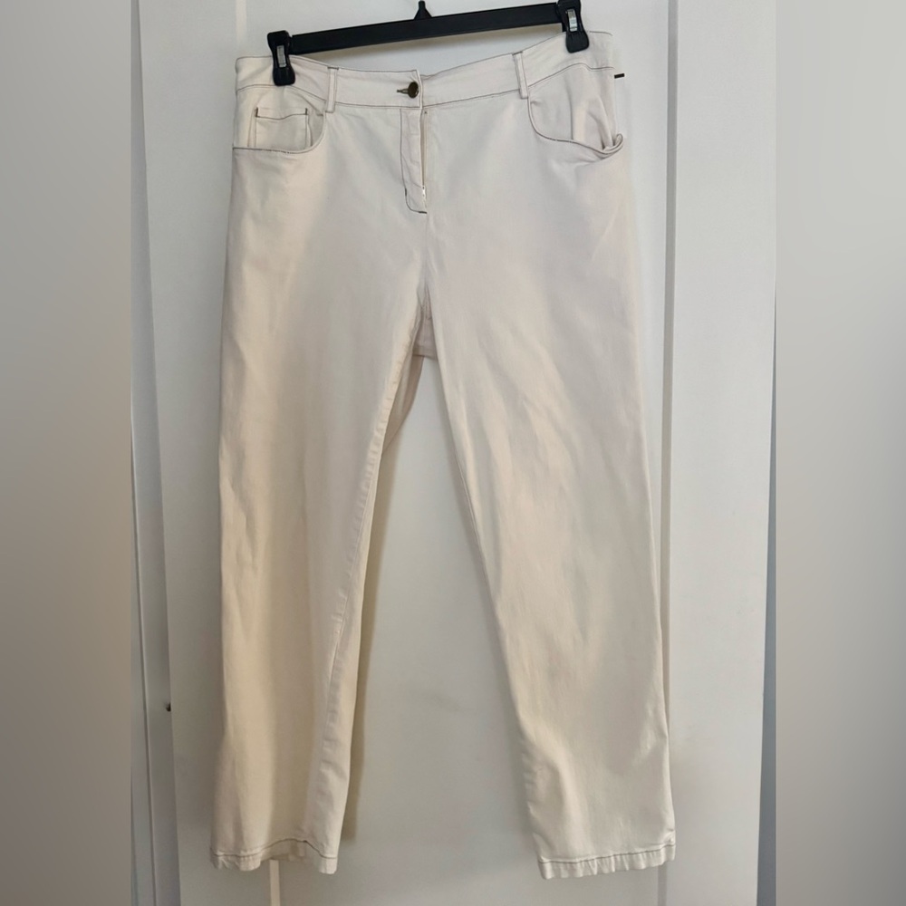 Eileen Fisher Winter White Straight Leg Jeans w/5 pockets.Cotton Blend.EUC. Sz L